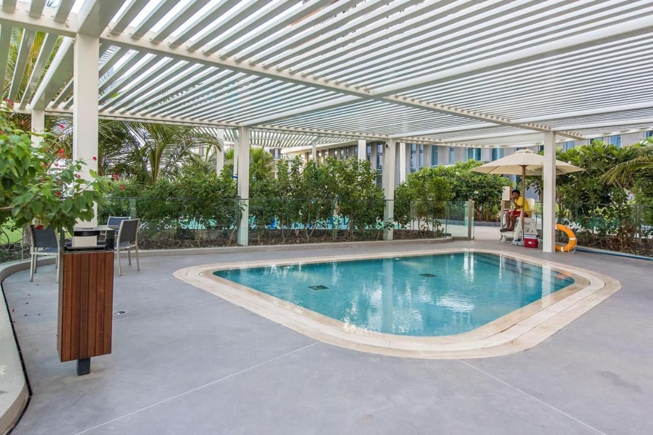 Posh 2 Bedroom Oceanfront Apt In The Heart Of Bluewaters Island Dubai Bagian luar foto